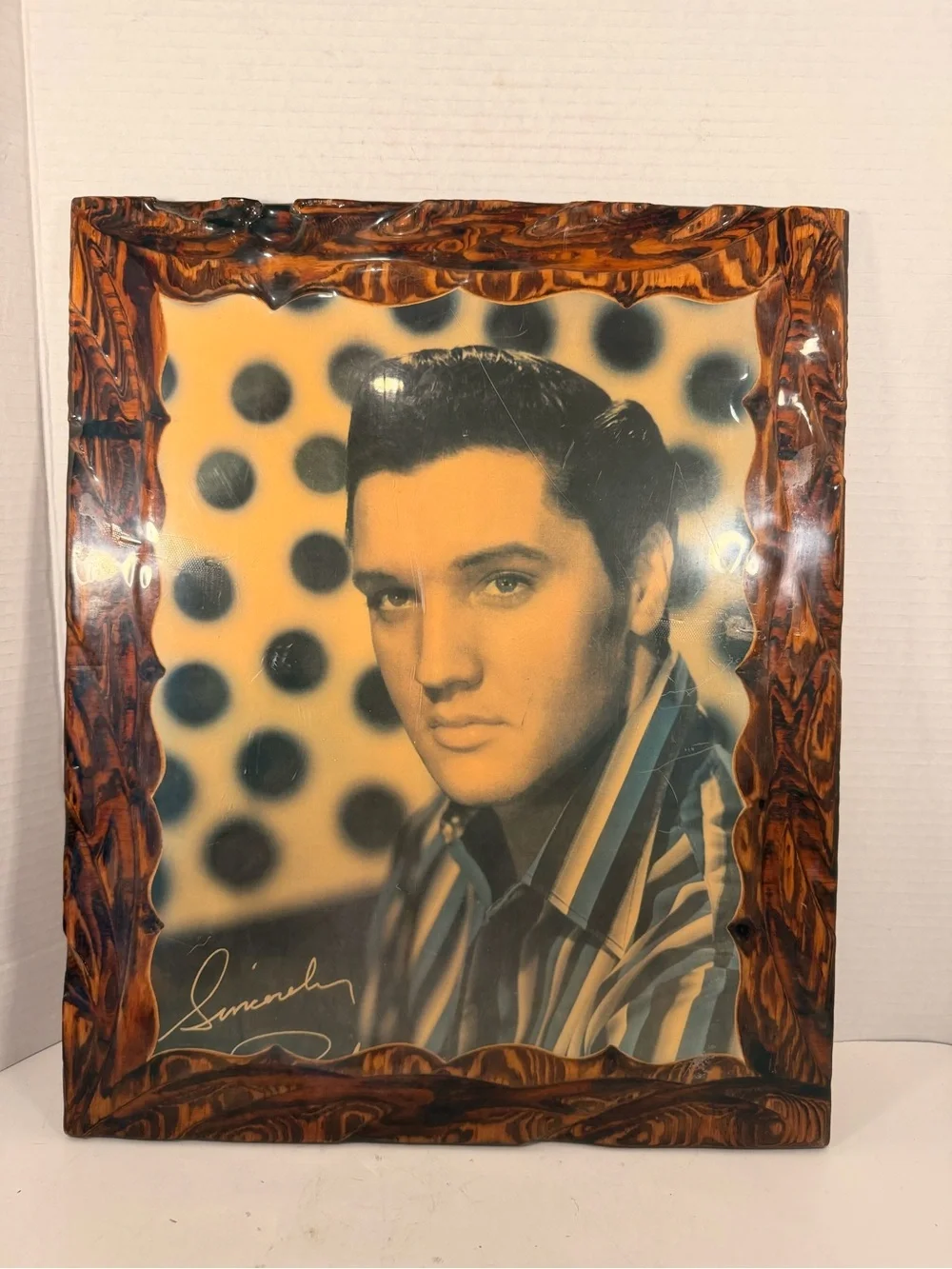 Vintage 1995 Elvis Presley Lacquered Wood Wall Plaque Portrait